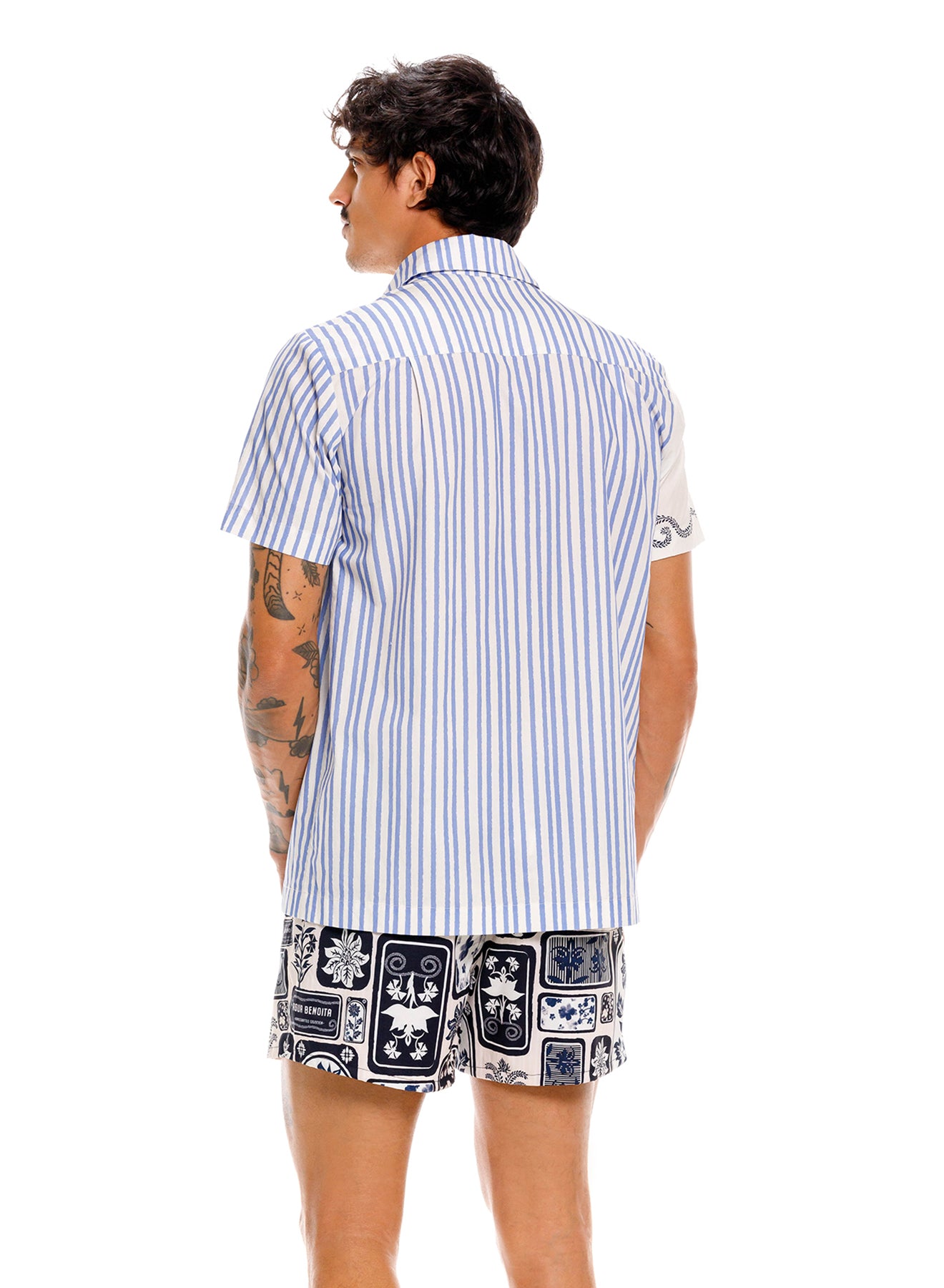 Camisa Agua Bendita Batik