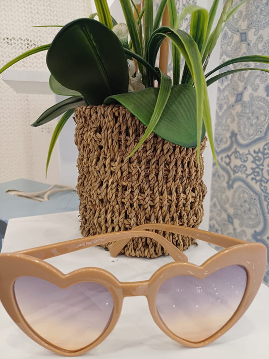 Lentes de sol con protección UV - Corazón Beige
