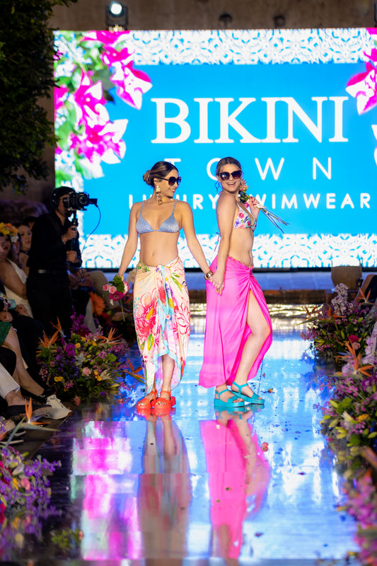 Top Triangulo MILONGA  Sparkly Celeste