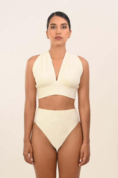 Paula Triviño - Leonor Ivory sports top