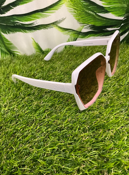 Sunglasses with UV protection - White