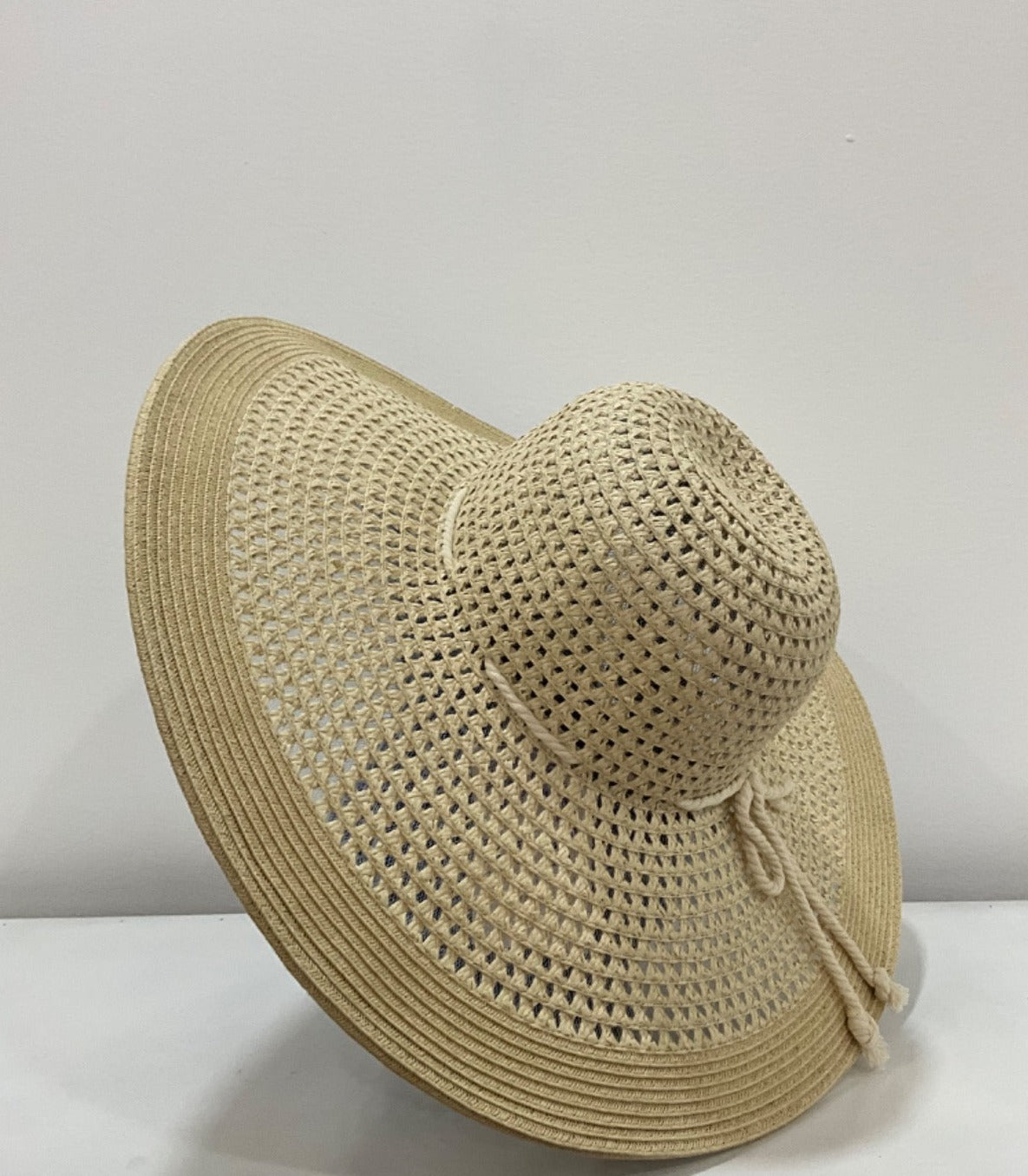 Summer Hat - Beige Wave Braid