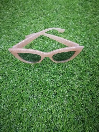 Cat Eye Sunglasses with UV Protection - Pink Glitter