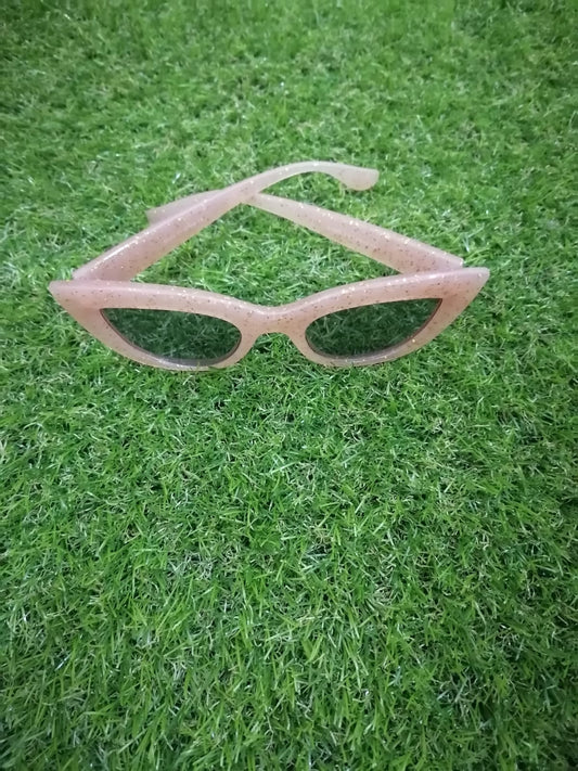 Cat Eye Sunglasses with UV Protection - Pink Glitter