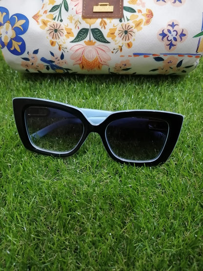 Sunglasses with UV protection - Light Blue Squares