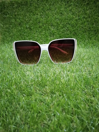 White UV protection sunglasses