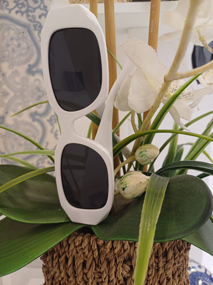 Sunglasses with UV protection - White