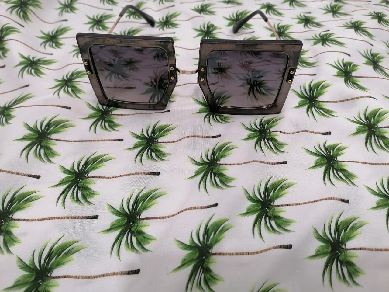 Lentes de sol con protección UV -Cafe