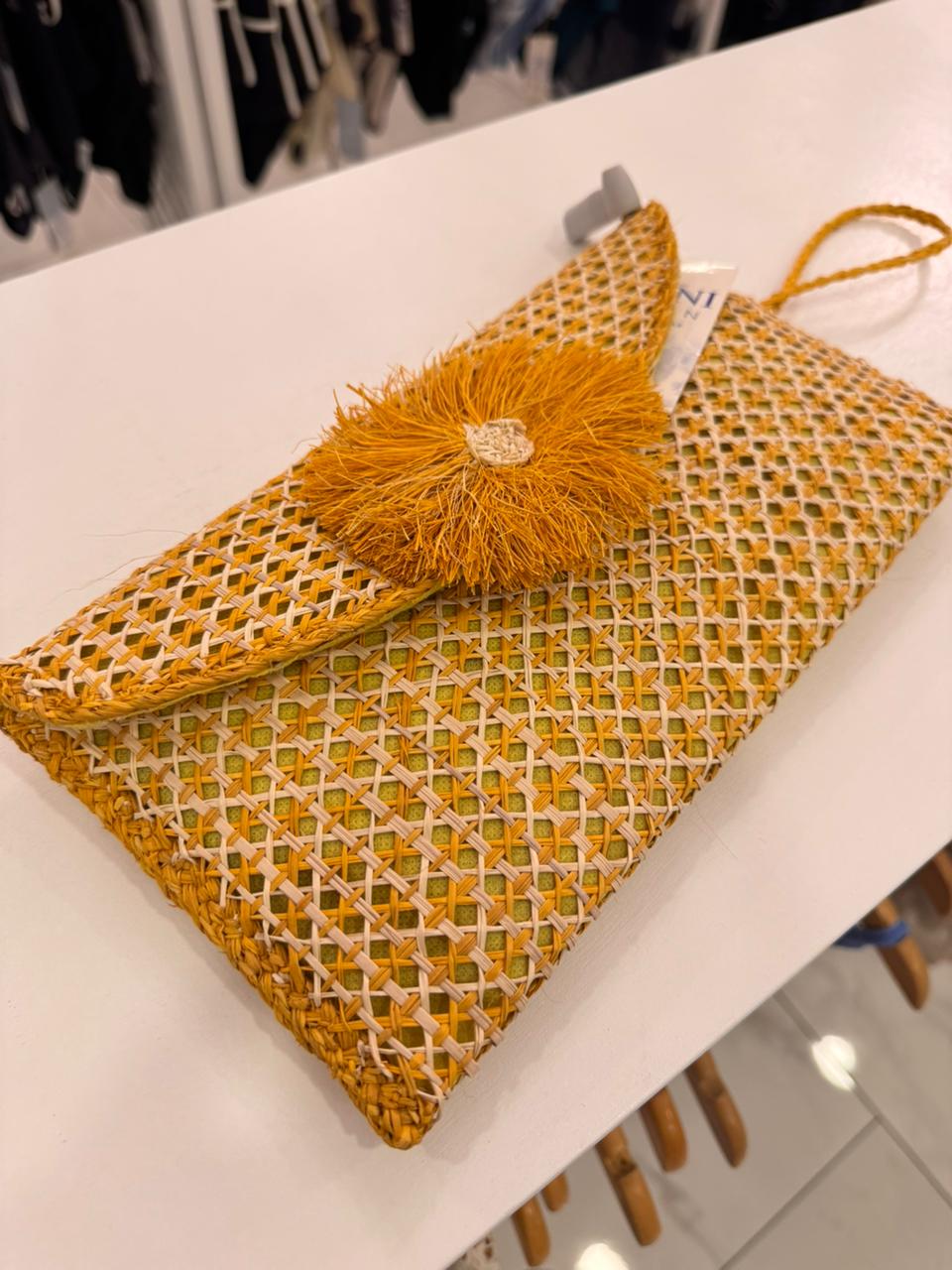 Bolso De Mano Amarillo