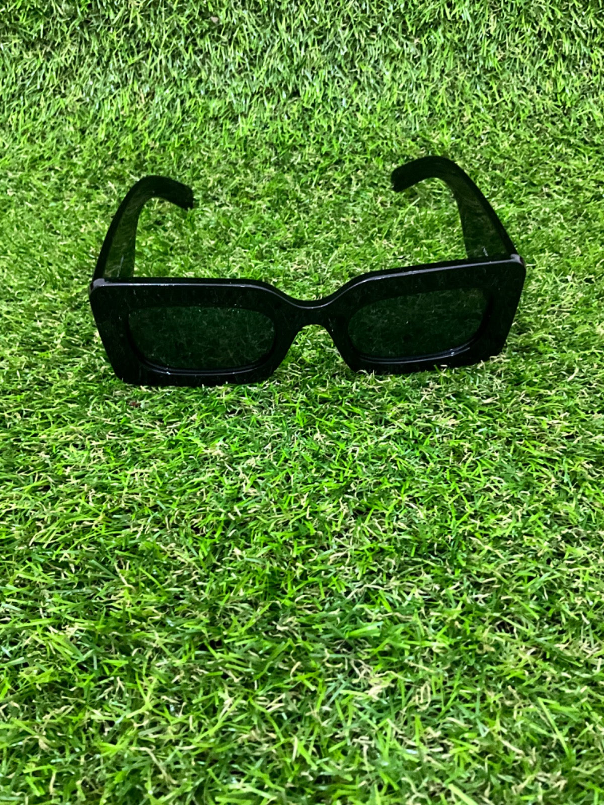 Lentes de sol con protección UV Cuadrados Negro – Bikini Town